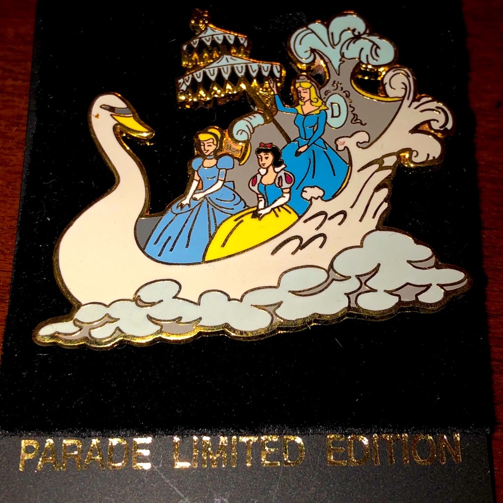 Disneyland Limited Editions Princess Parade Float
